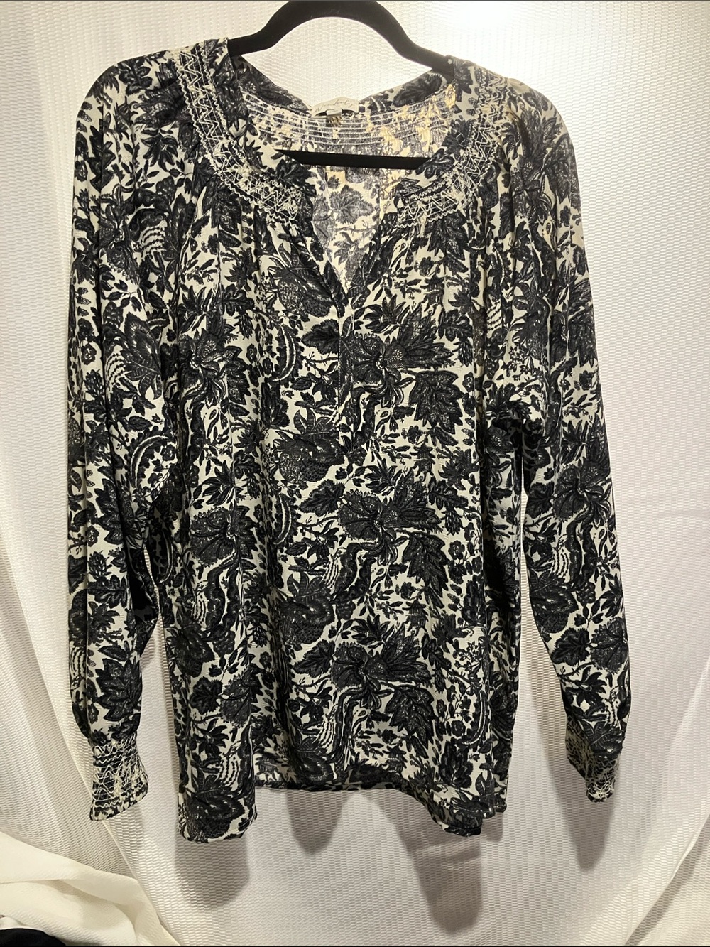 Wonderly Black & Cream Floral Tunic Top